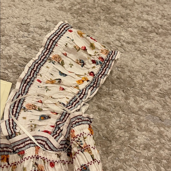 New MAX STUDIO Wide Strap Smocked Maxi
Dress Size Small - Picture 8 of 11